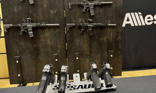Allies gun-ae5d7e6f707ac3ea4862b9fbe9b6a206.jpg